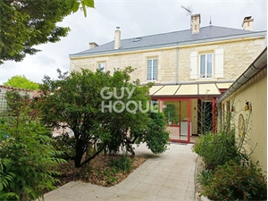 maison-villa à la vente -   85200  FONTENAY-LE-COMTE, surface 137,7 m2 vente maison-villa - APR680921